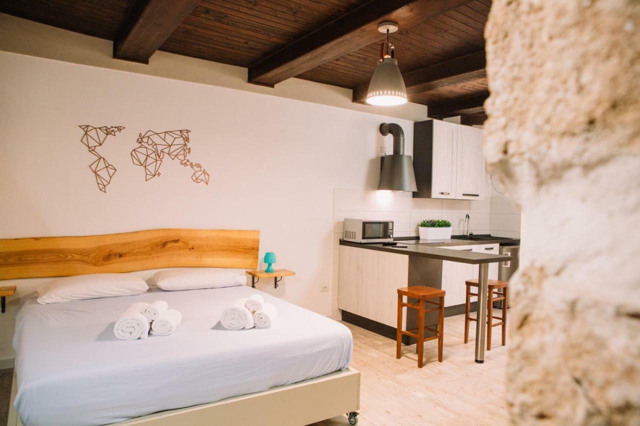 Apartment In The Heart Of The City Alghero Buitenkant foto