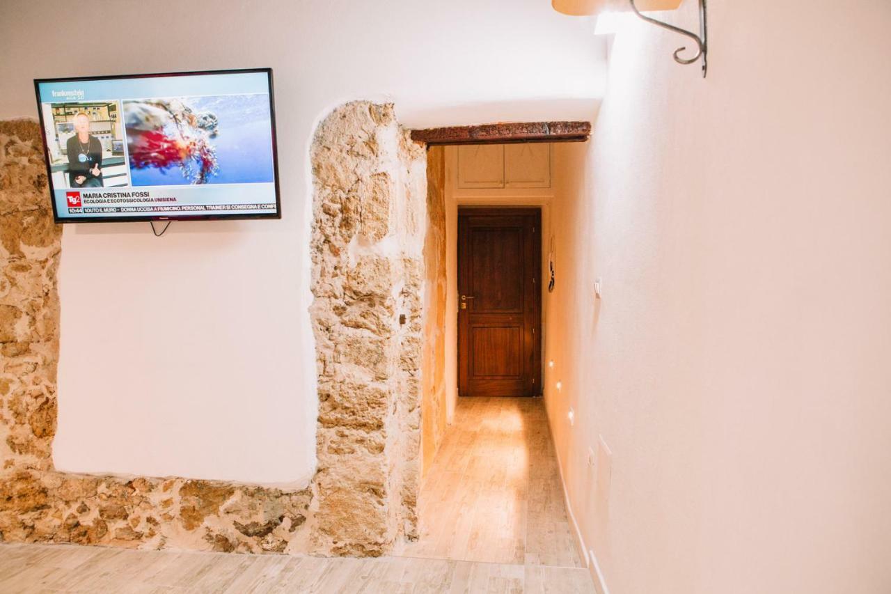 Apartment In The Heart Of The City Alghero Buitenkant foto